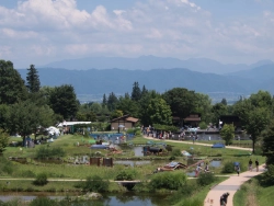 雨の日もごきげんに♪ あづみの公園「けろけろマルシェ」にいってみよう