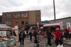 麻績の秋を彩る一日に、あなたも出店してみませんか？「麻績そよごマルクト」出店者募集スタート！